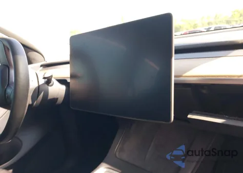 2021 Tesla Model Y from USA, damaged, VIN 5YJYGDEEXMF131163